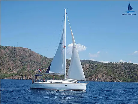 Sun Odyssey 32 - External image